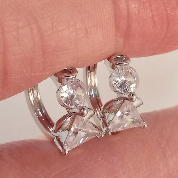 Silver Angel White Diamond Zircon Hoop Huggie Earrings Gorgeous Party Gift - Picture 2 of 6